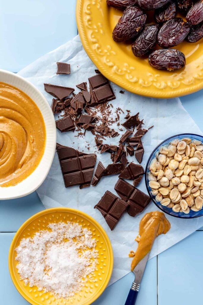 5 Malzemeli Hurma Snickers: Sağlıklı Atıştırmalık Sırrı!